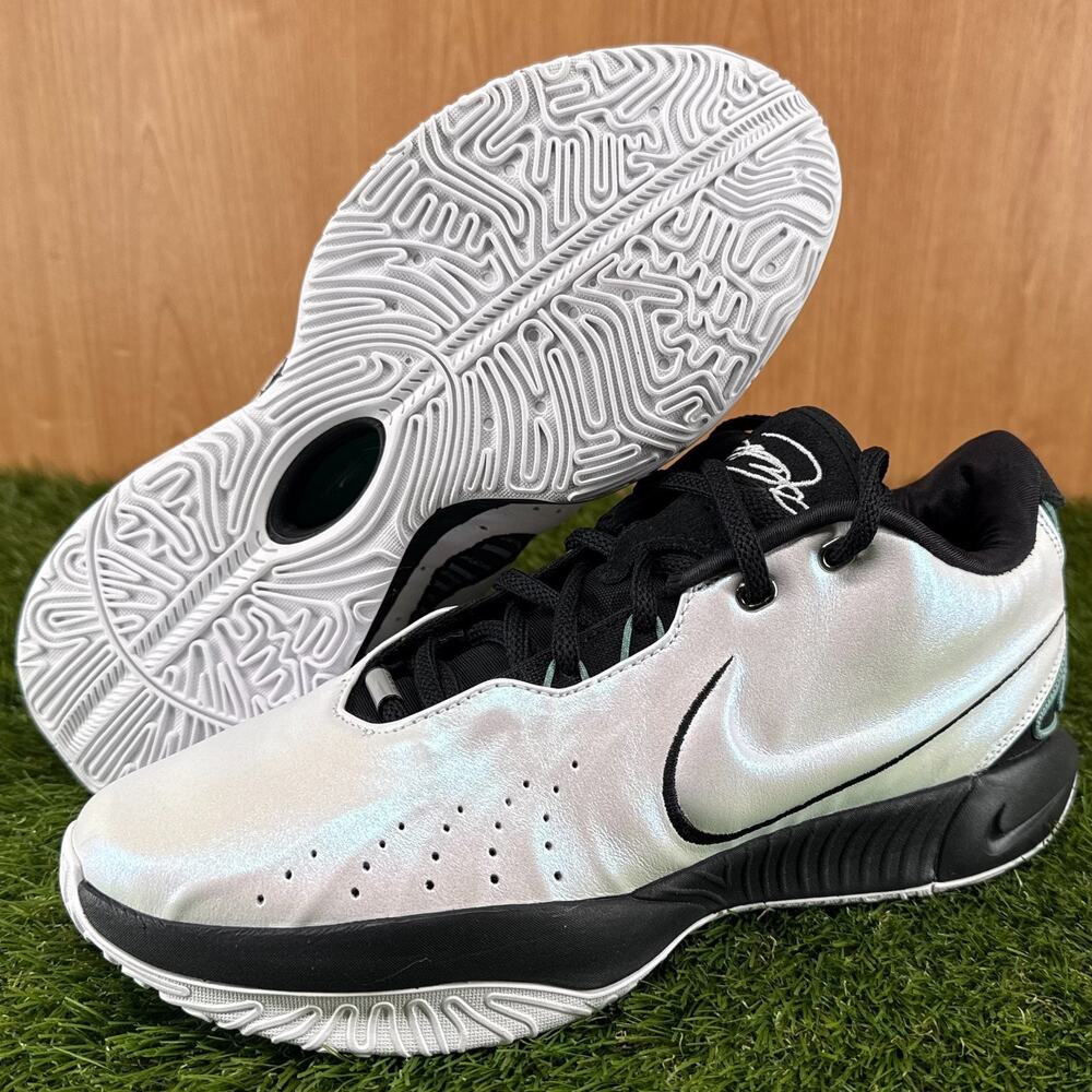 Nike LeBron 21 Conchiolin Basketball Shoes HF5841-100 White Black Men’s Size 8.5